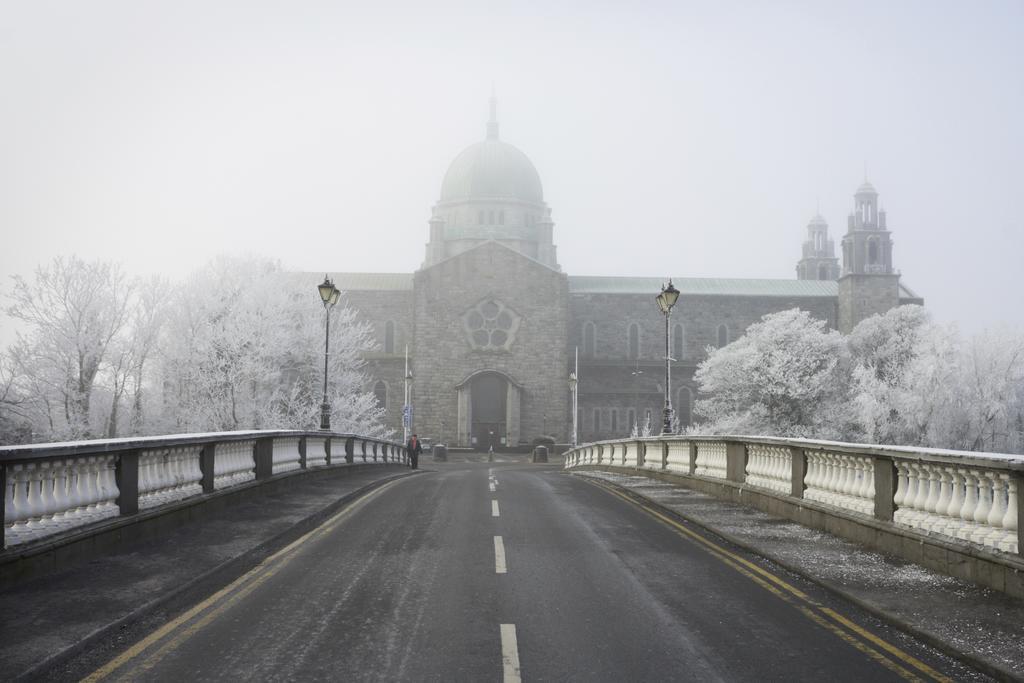 The Residence Hotel Galway Dış mekan fotoğraf
